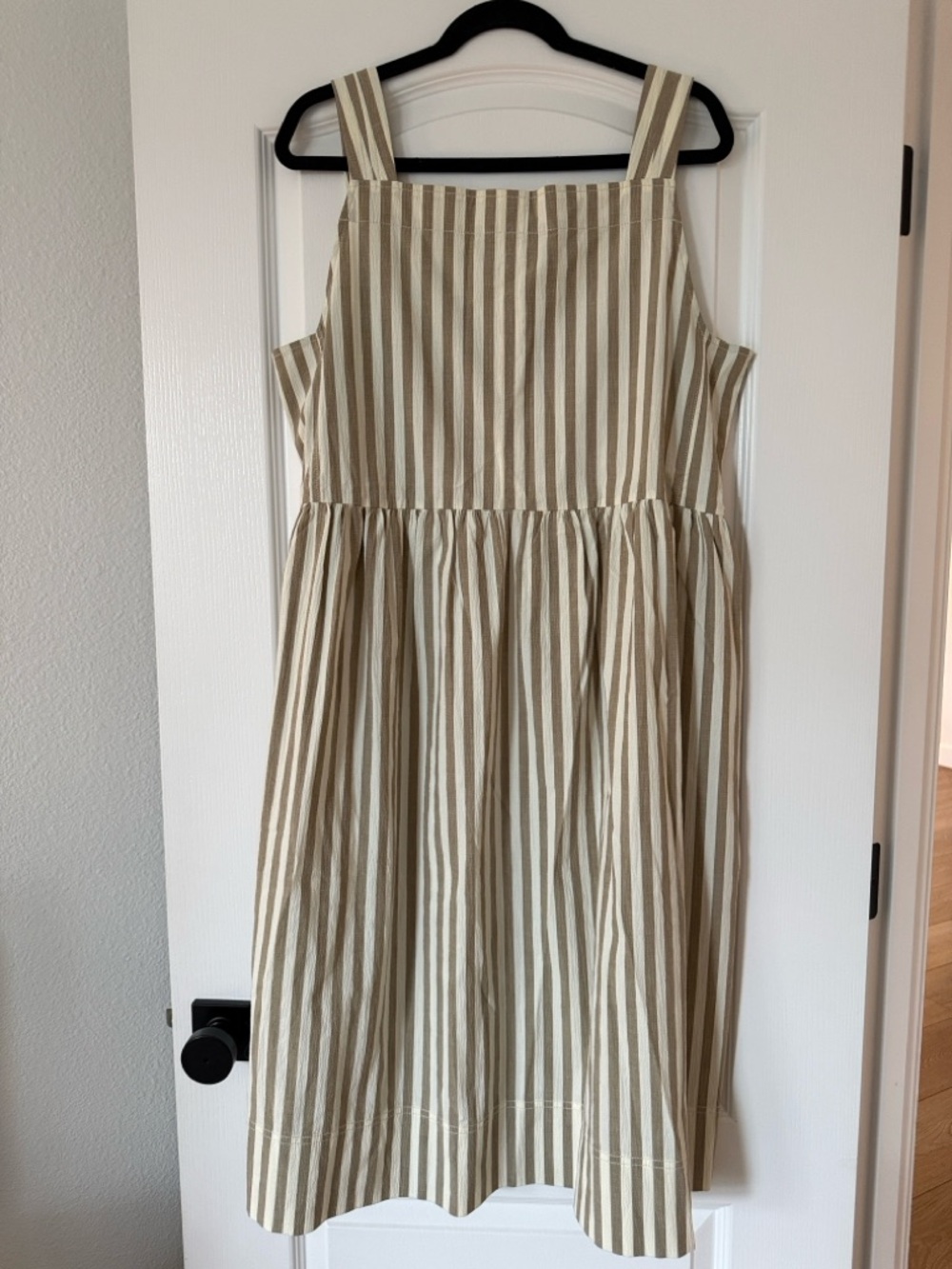 Everlane Beige and Cream Striped Midi Dress